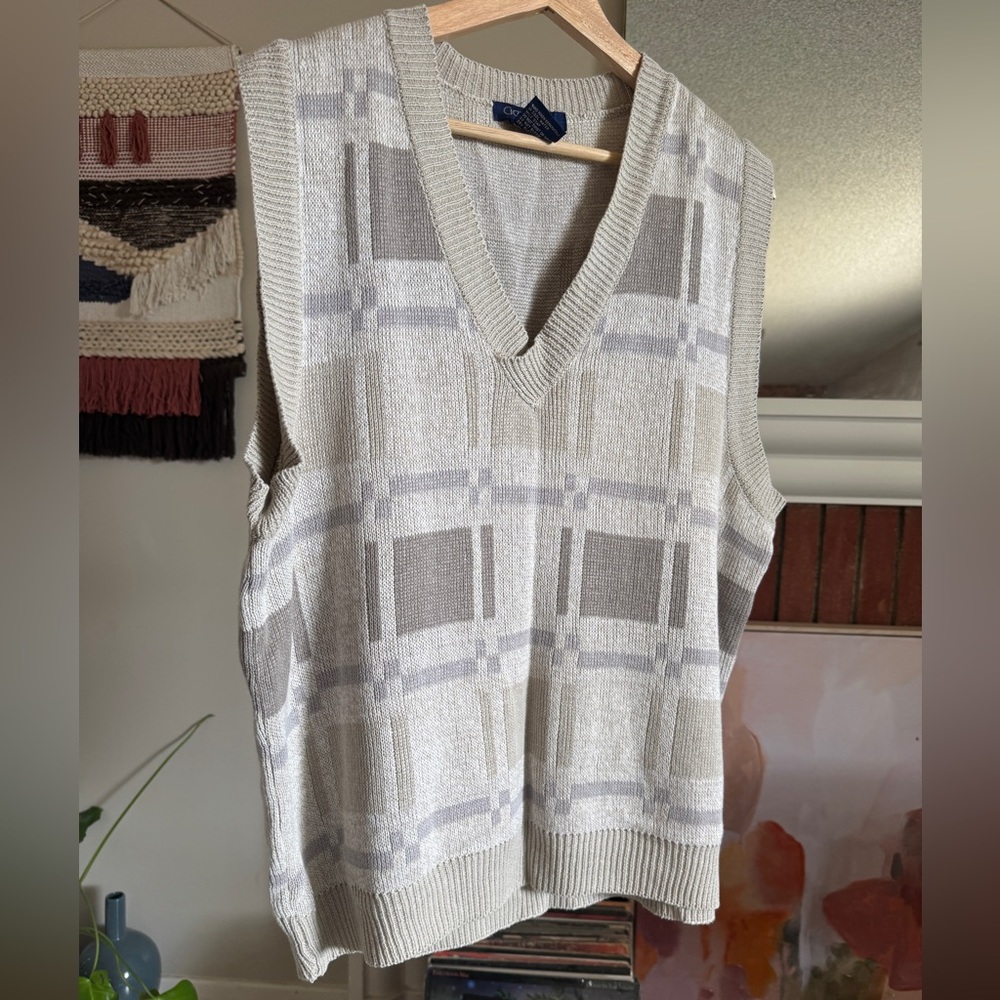 Vintage sweater vest